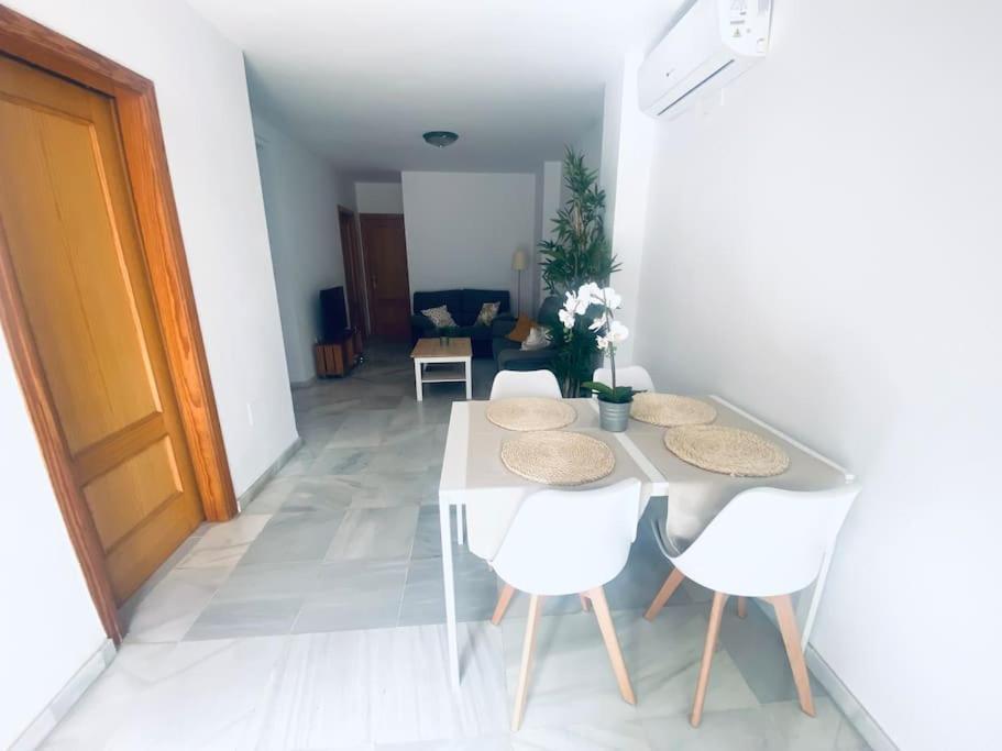 Apartamento De Dos Dormitorios En Almeria. Exterior foto